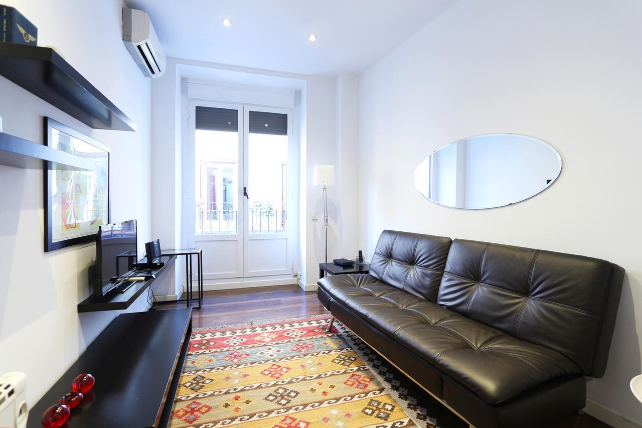 Paseo Del Prado Apartment By Allo Housing Madrid Exterior foto
